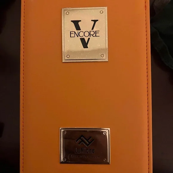 Encore V Extrait de Parfum - Picture 2 of 3